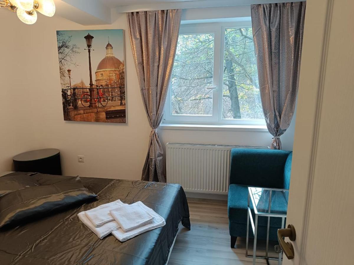 Viv Rosetti Hotel Iasi Bagian luar foto