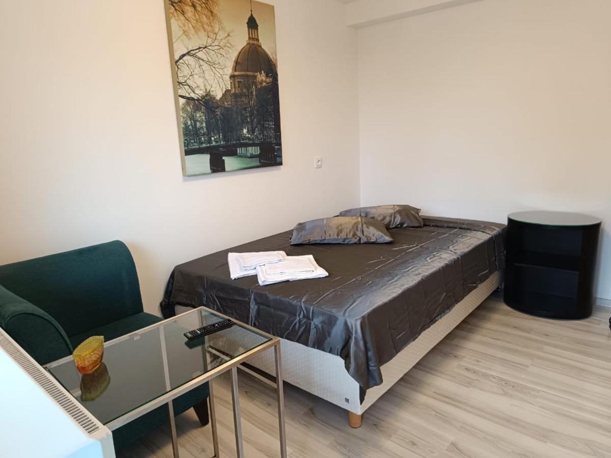 Viv Rosetti Hotel Iasi Bagian luar foto